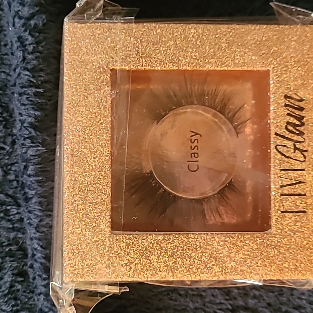 Live Glam classy faux mink eyelashes